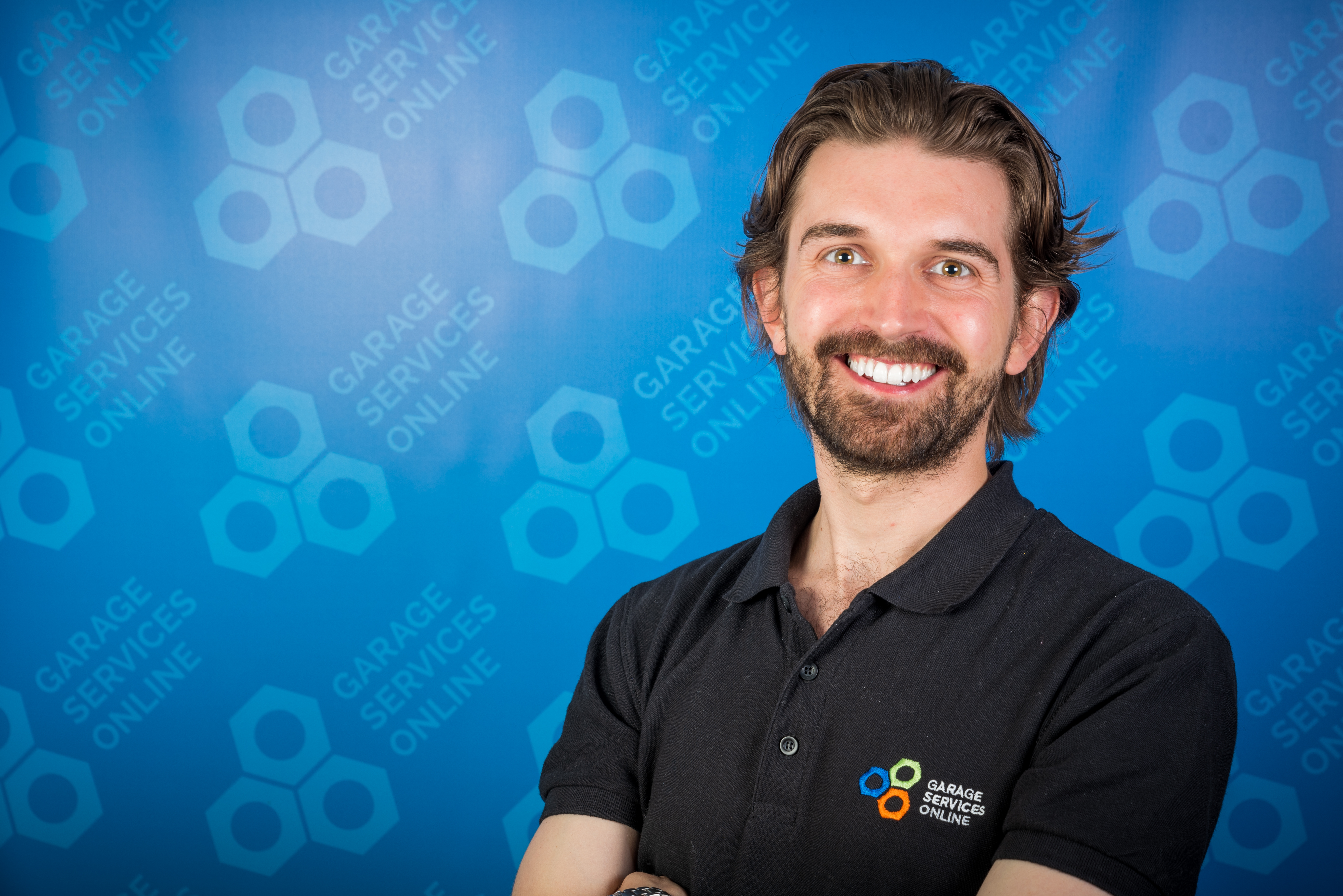 Garage Services Online advises to add a booking widget to your website